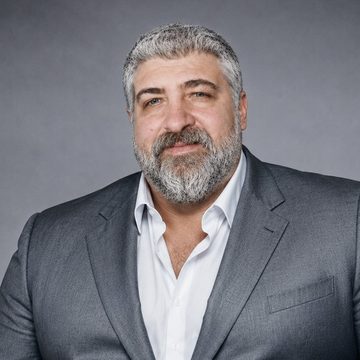 Виктор Баталски — управление и клиенти, TSR